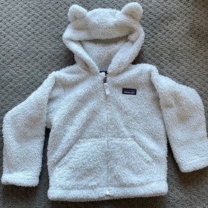 Toddler girls Patagonia bear jacket